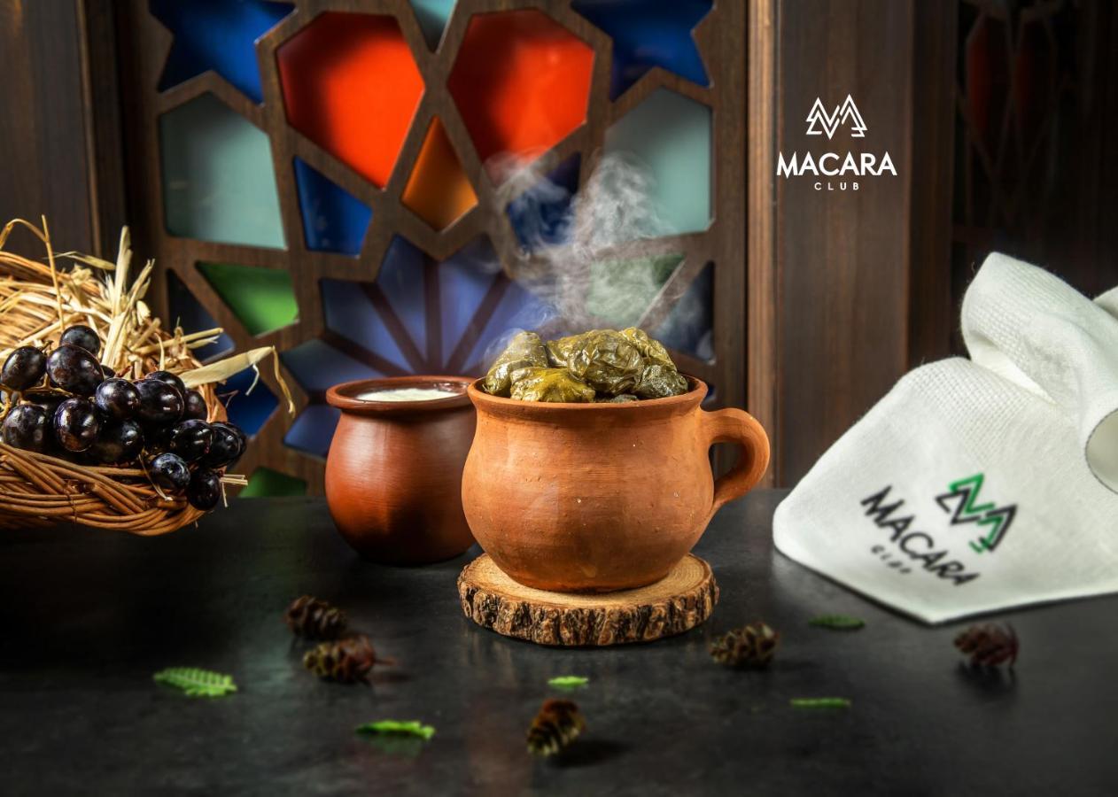 Macara Sheki City Hotel ภายนอก รูปภาพ