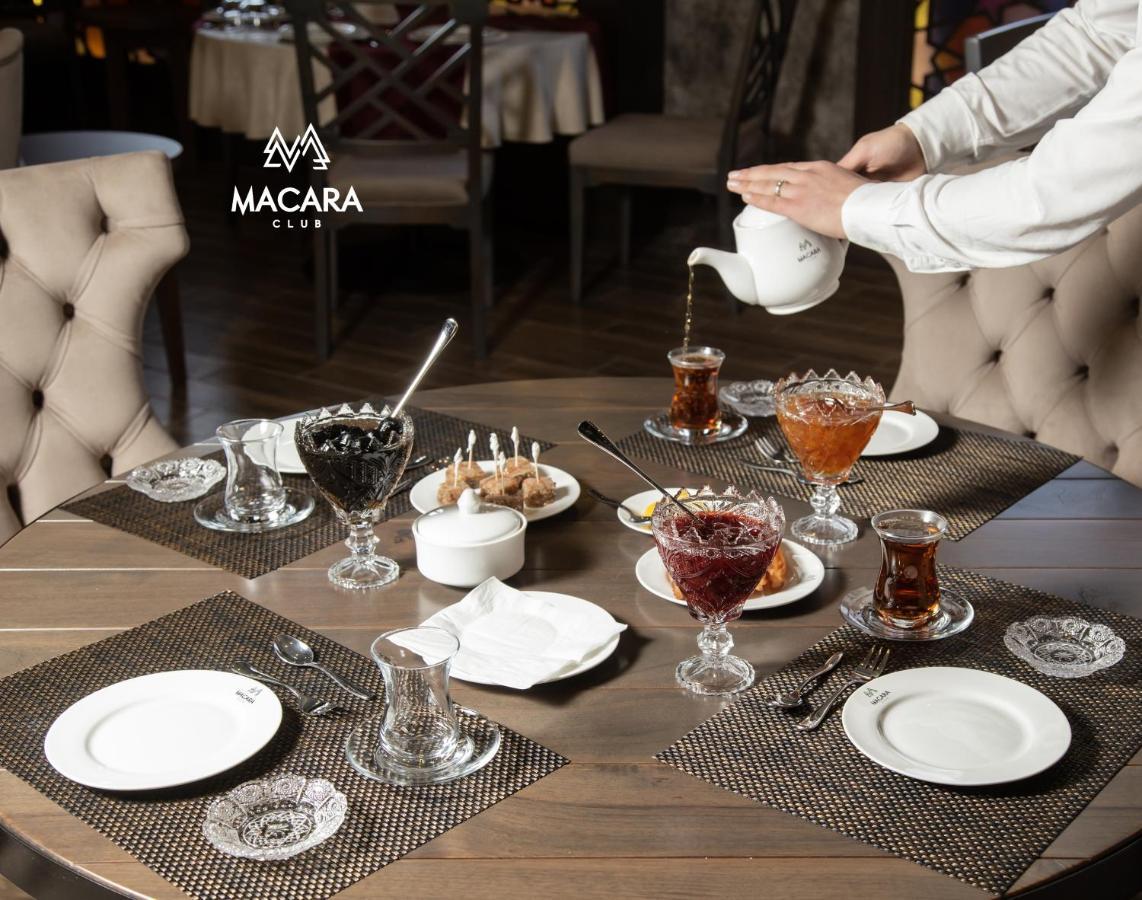 Macara Sheki City Hotel ภายนอก รูปภาพ