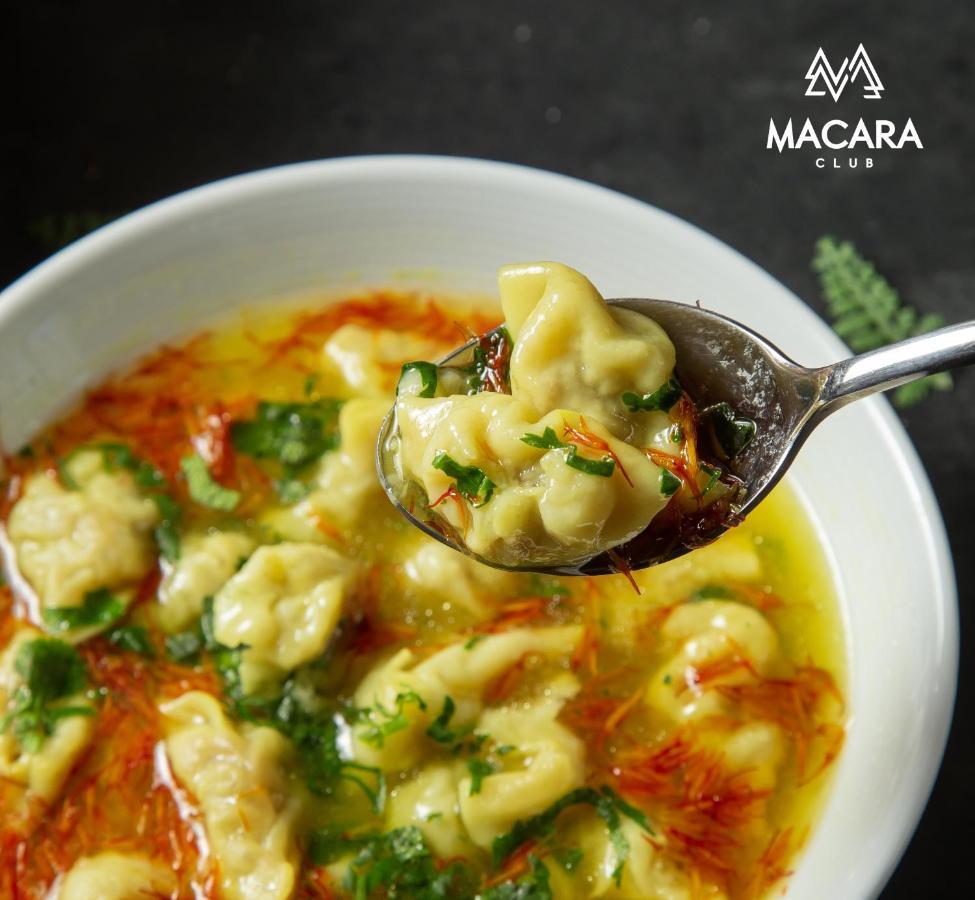 Macara Sheki City Hotel ภายนอก รูปภาพ